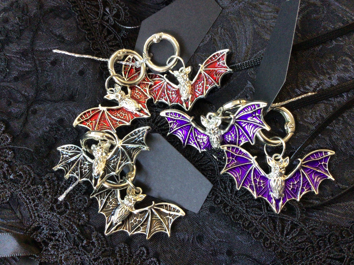 Blacbutterflies carved bat boot charms