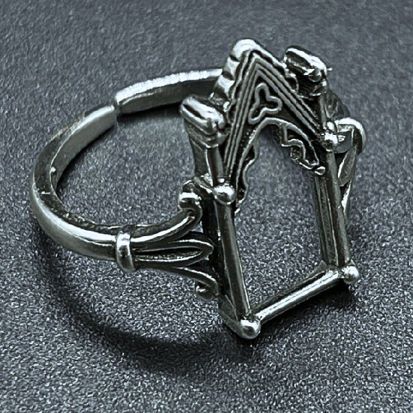 Artemis Accessories Gothic Arch Window ring
