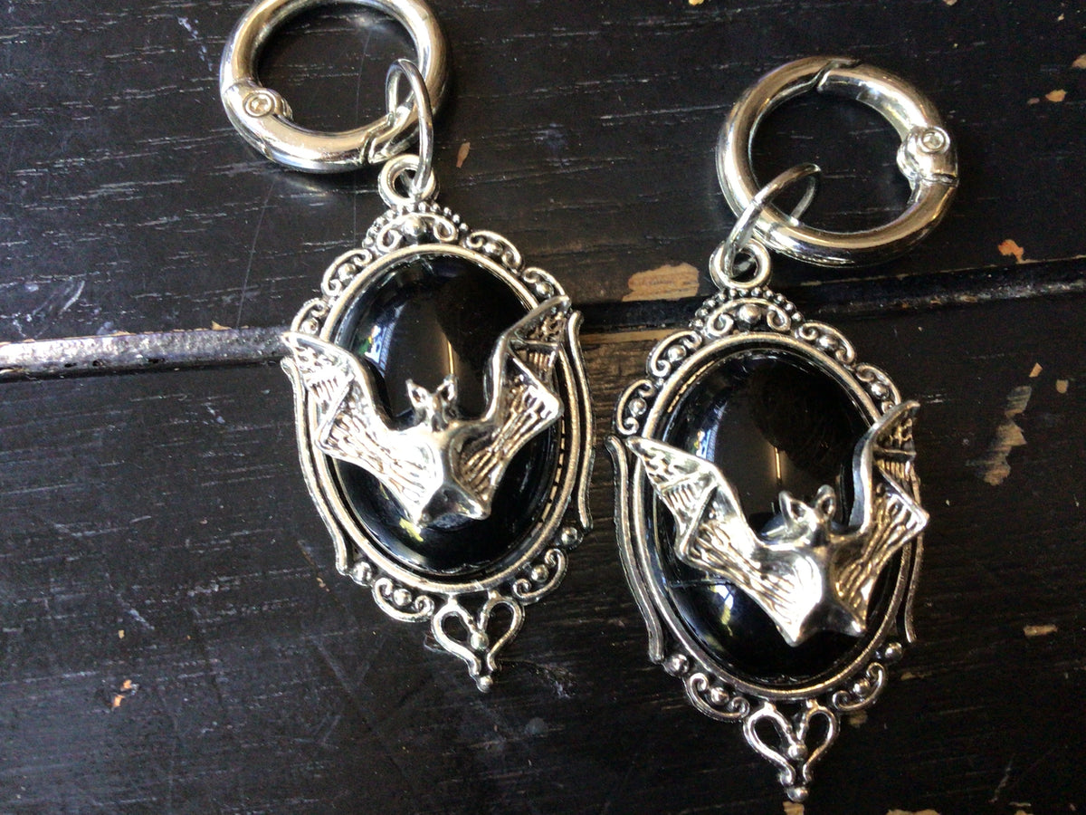 Blacbutterflies bat boot charms