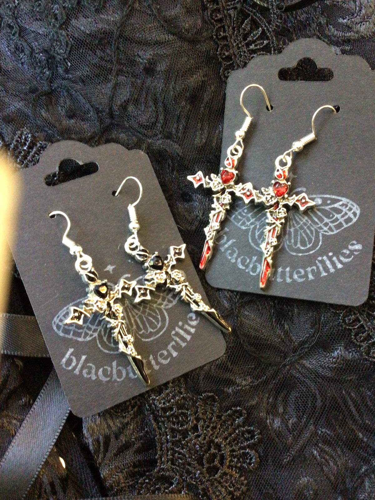 Blacbutterflies Rose Cross earrings