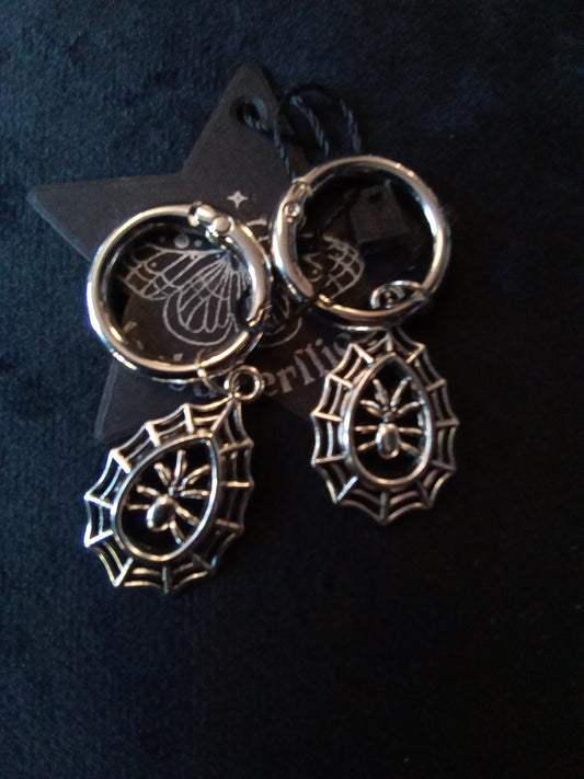 Blacbutterflies spider web drop boot charm