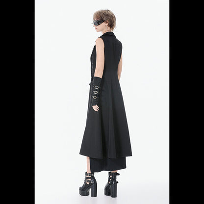 Dark In Love 'Xylia' fitted coat/gilet
