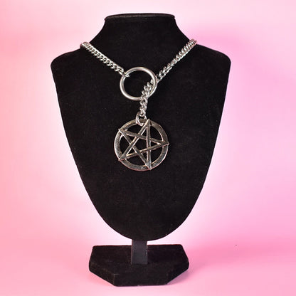 Naughty Pawsies Silver Pentagram Ring slip chain