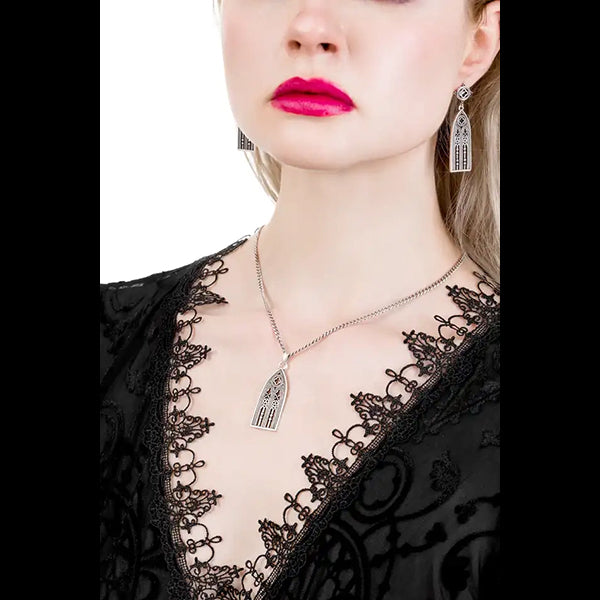 Restyle Enchanted Ruins necklace