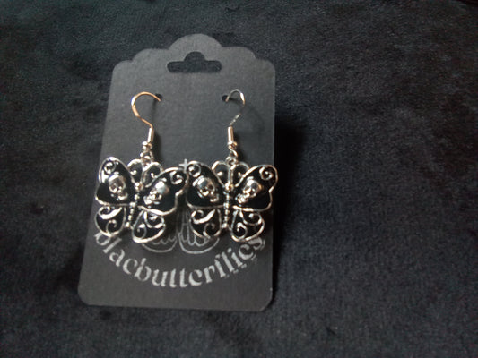 Blacbutterflies Black /Silver enamel skull butterflies