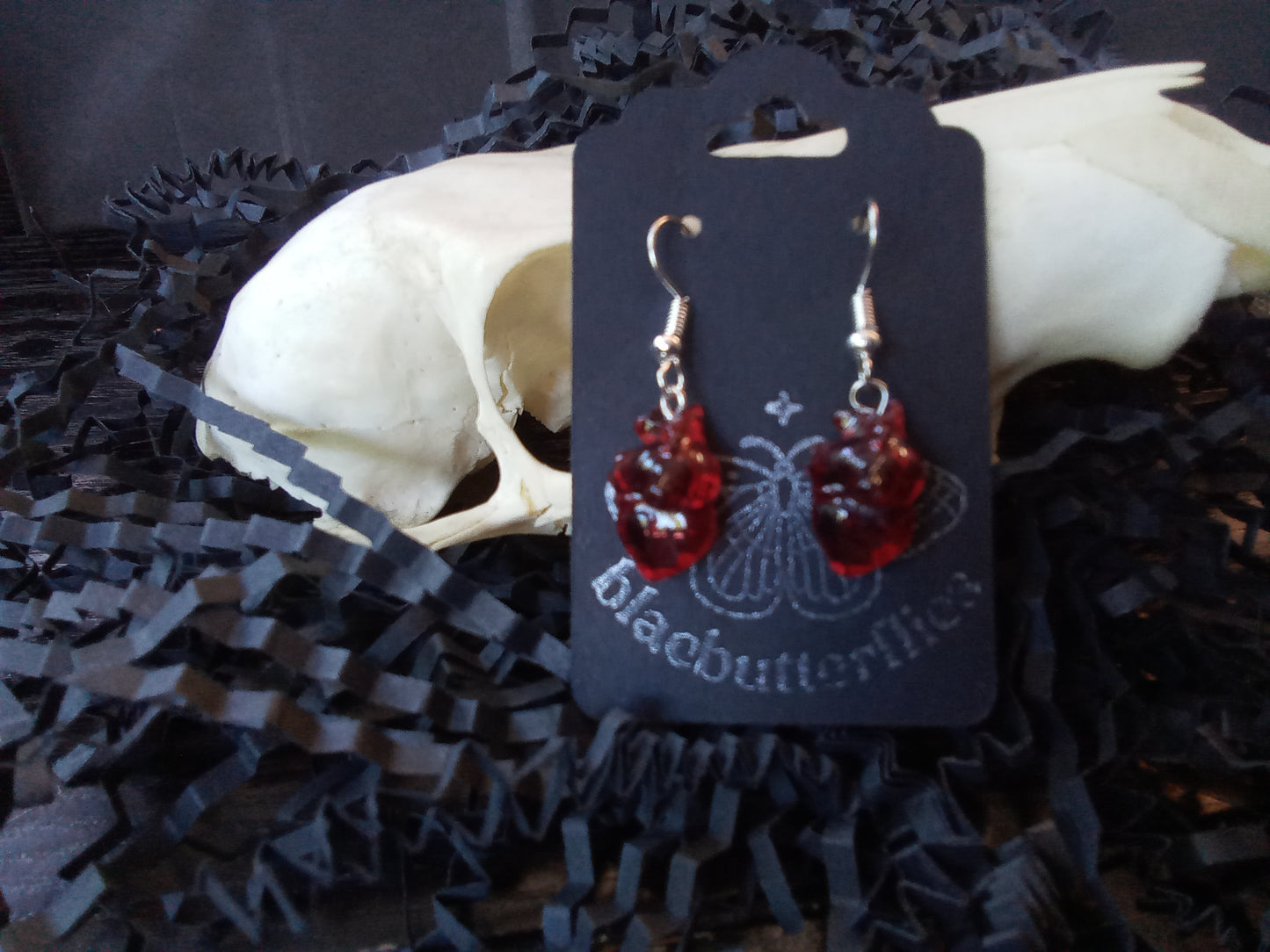 Blacbutterflies 3D red Anatomical Heart earrings
