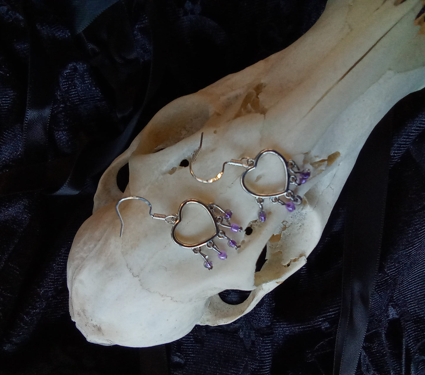 Blacbutterflies hearts of violet tears earrings